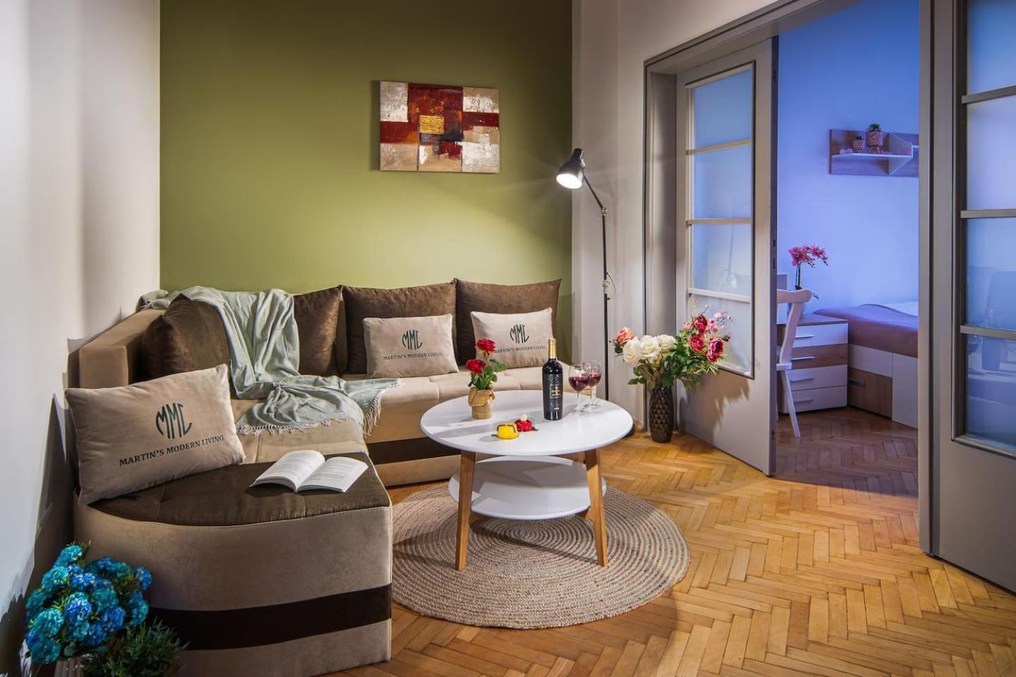Free Parking & Parliament Is 1 Step Away! Appartement Sofia Buitenkant foto